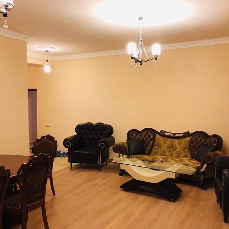 Holiday Inn Yerevan - Republic Square By Ihg Extérieur photo