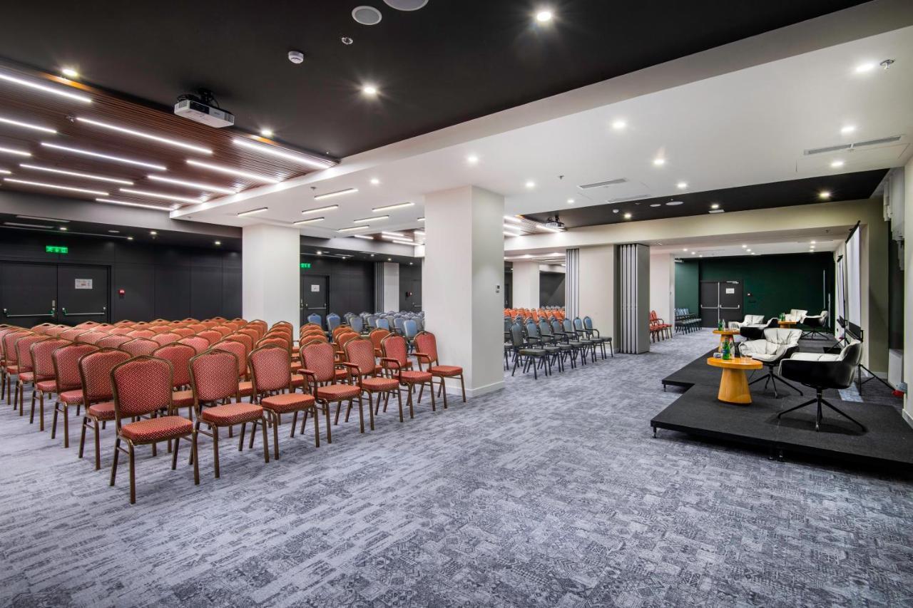 Holiday Inn Yerevan - Republic Square By Ihg Extérieur photo