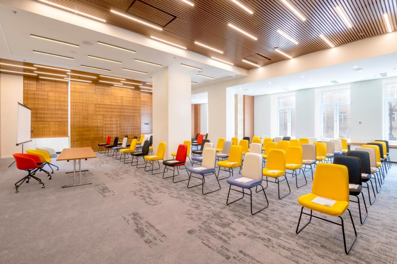 Holiday Inn Yerevan - Republic Square By Ihg Extérieur photo