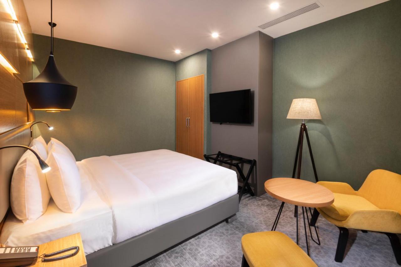 Holiday Inn Yerevan - Republic Square By Ihg Extérieur photo
