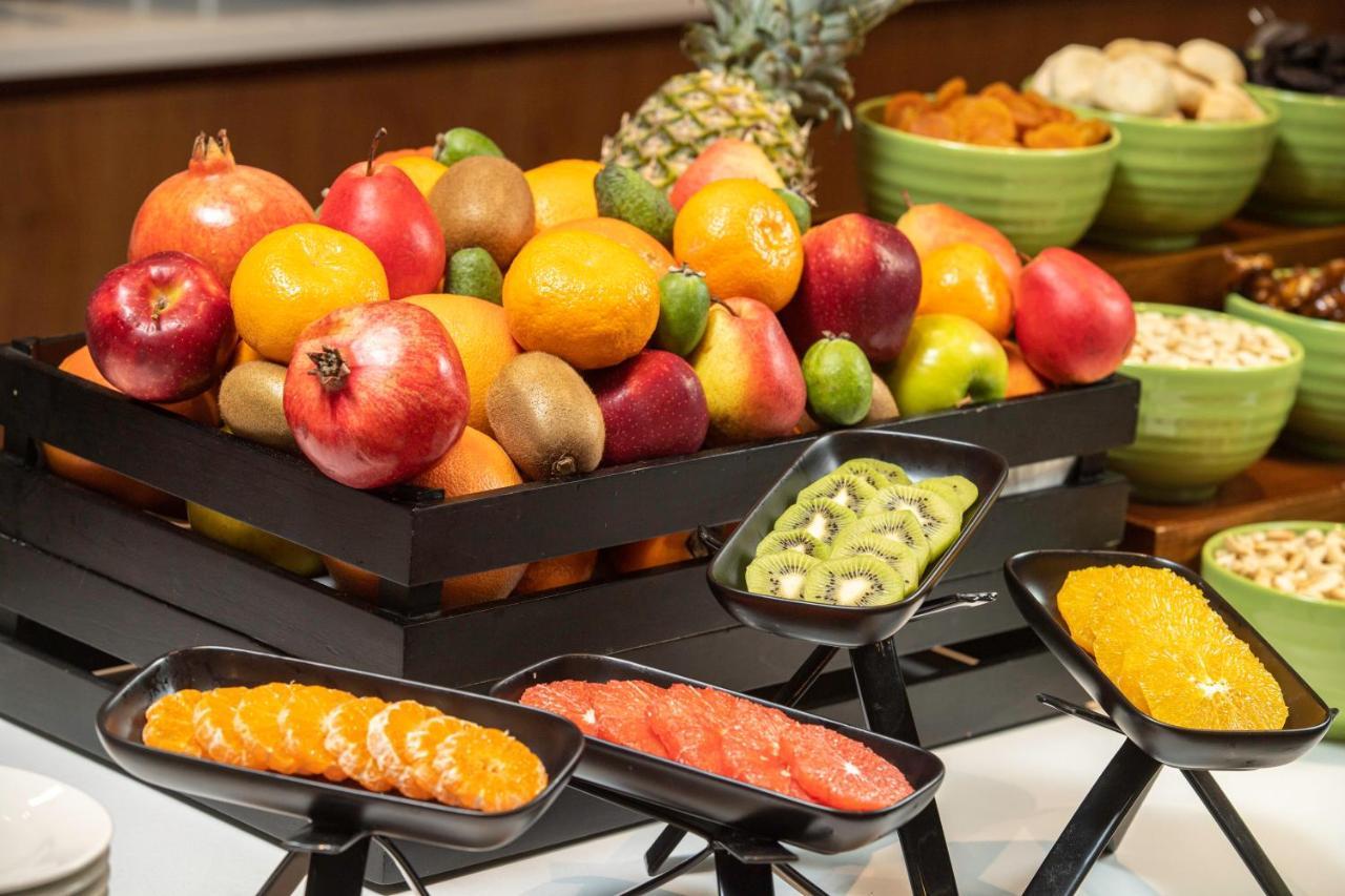 Holiday Inn Yerevan - Republic Square By Ihg Extérieur photo