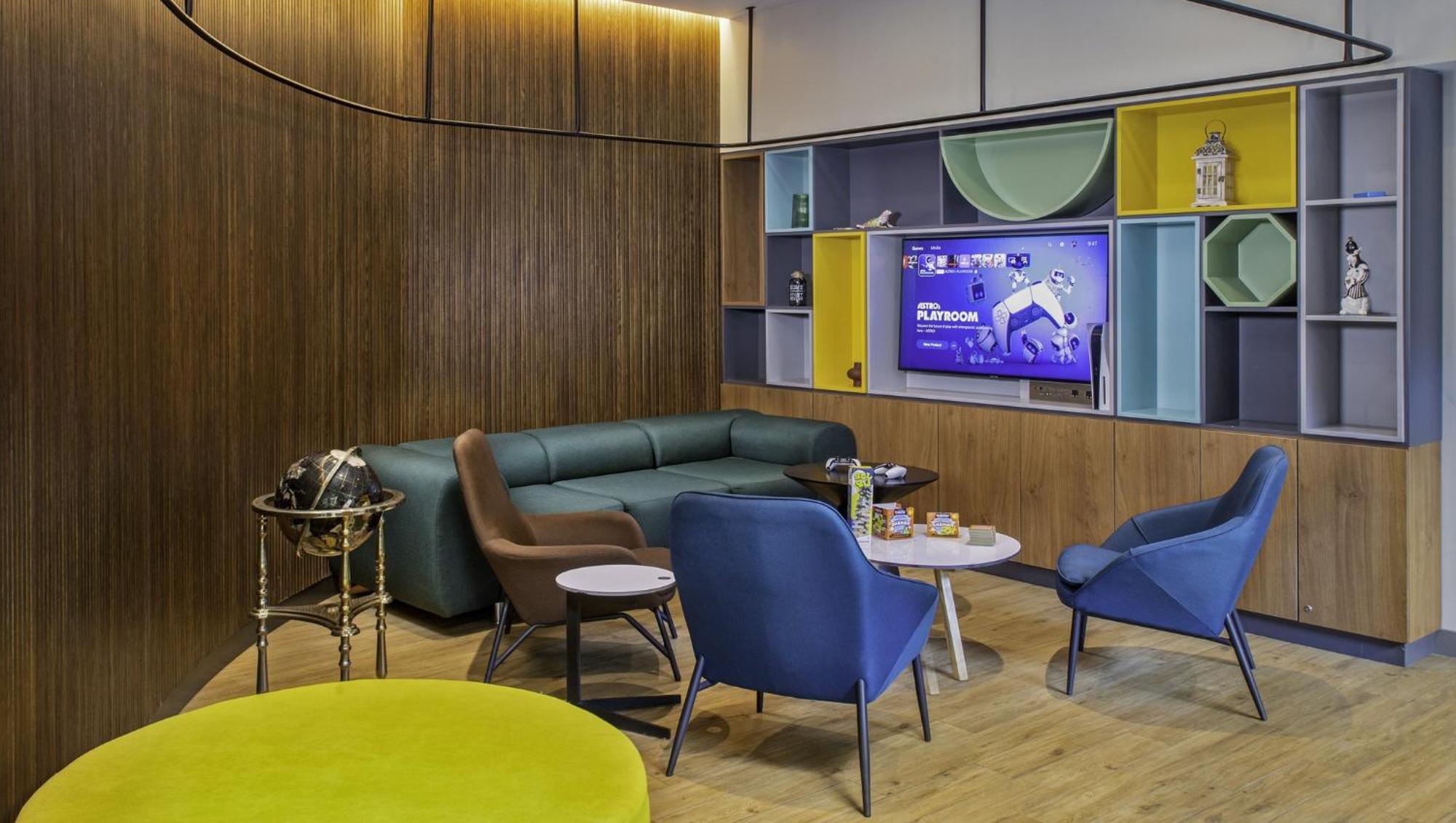 Holiday Inn Yerevan - Republic Square By Ihg Extérieur photo